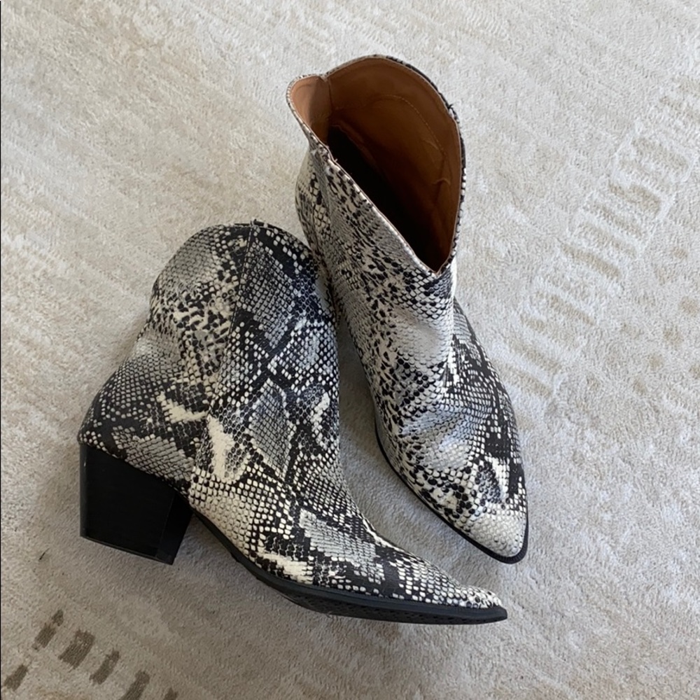 Faux leather snake print bootie